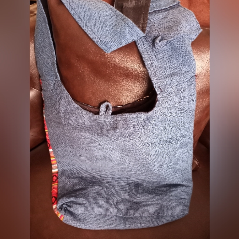 Purse - Picture 2 of 5